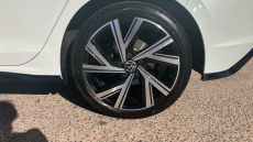 Volkswagen Golf 1.5 eTSI 150 R-Line 5dr DSG Petrol Hatchback